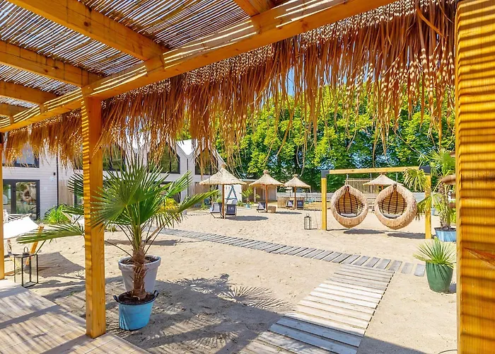 Lulu Holiday Resort Domki Z Podgrzewanym Basenem