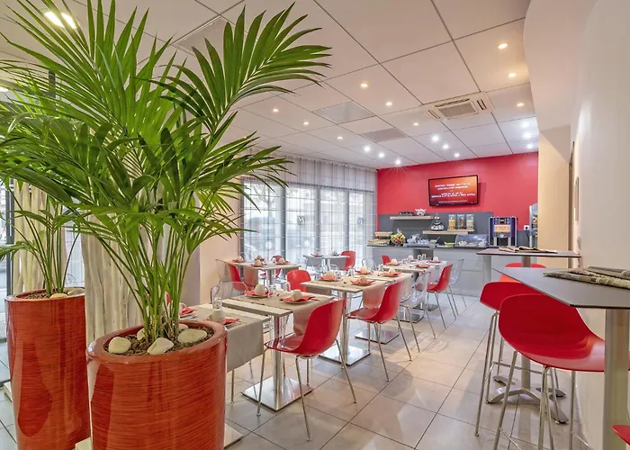 Lagrange Apart'Hotel L'Escale Marine