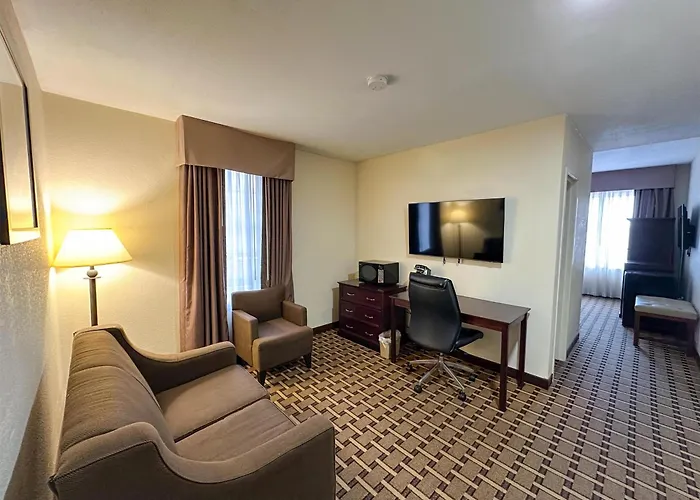 Sonesta Essential Hotels Overland Park
