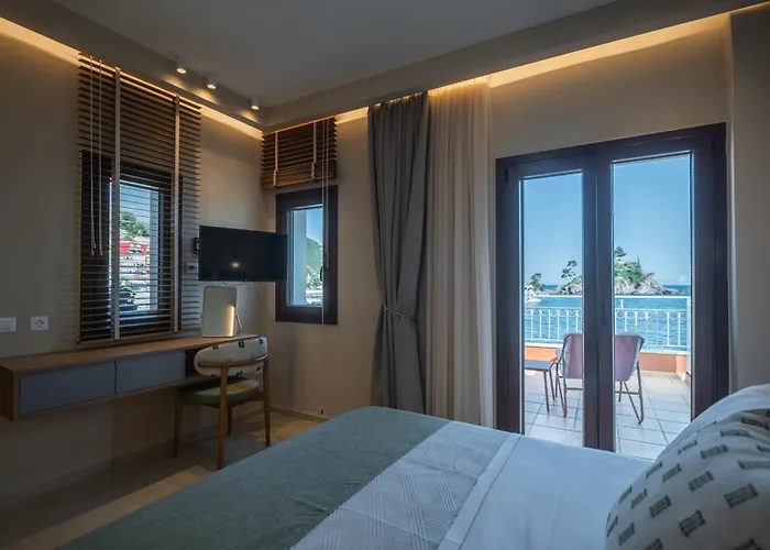 Parga Harbor Suites