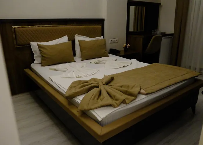 Grand Diamond Hotel