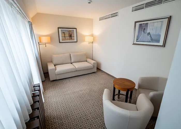 Hotel Silenzio