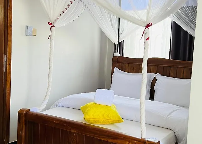 African Jacana Inn And Camps