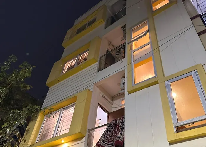 Modern Comfortable 1Bhk Prime Location Service Apartments