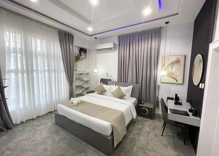Urbanedge Hotel