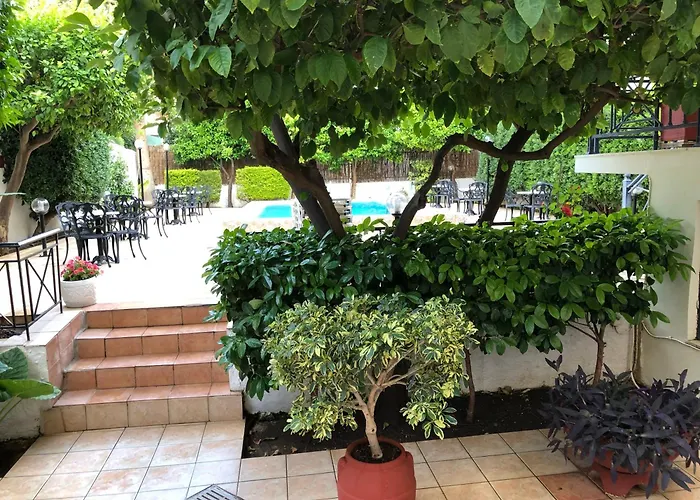 Hotel Bakos