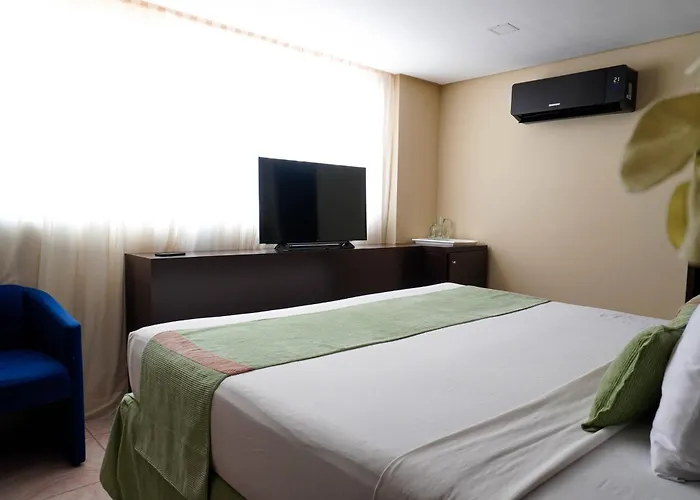 Hotel Colibri Suites