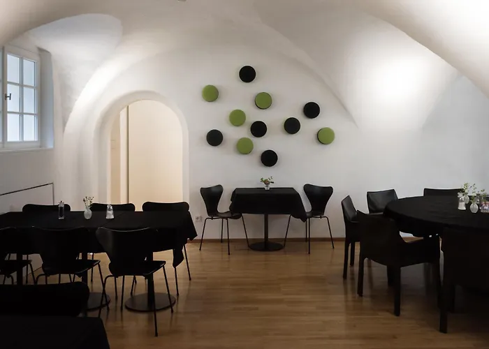 Seminar- Und Businesshotel Schloss Hofen