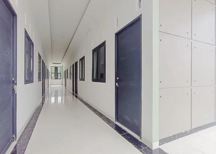 Reddoorz Syariah Near Rsud Kajen Pekalongan