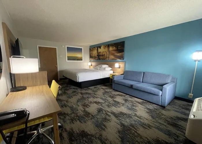 Days Inn & Suites By Wyndham York