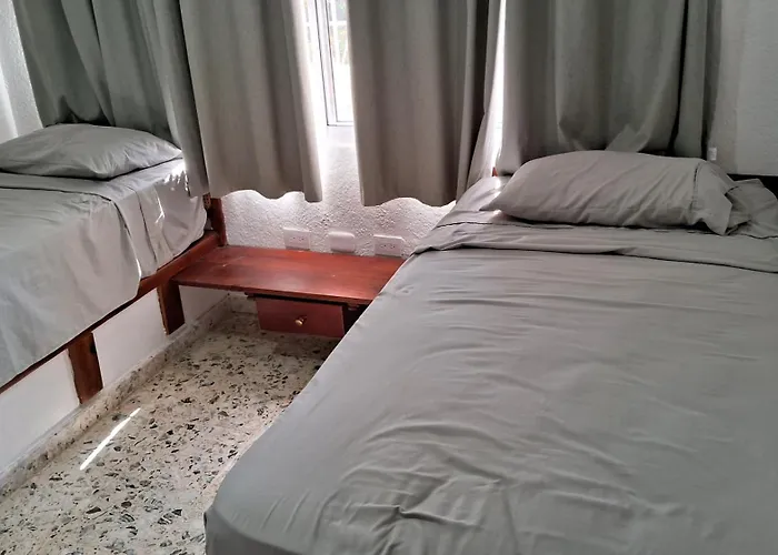Cortlang Vacation Rentals, Costambar