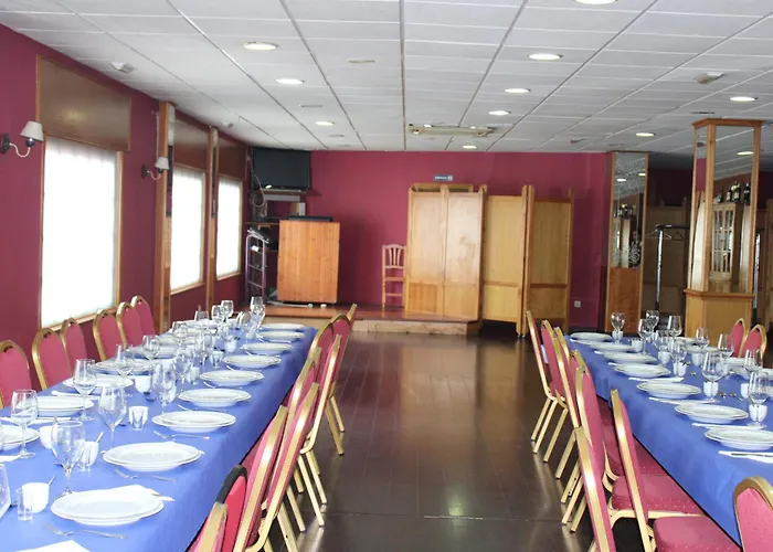 Hotel Villa De Ares