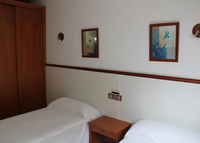 Hotel Villa De Ares