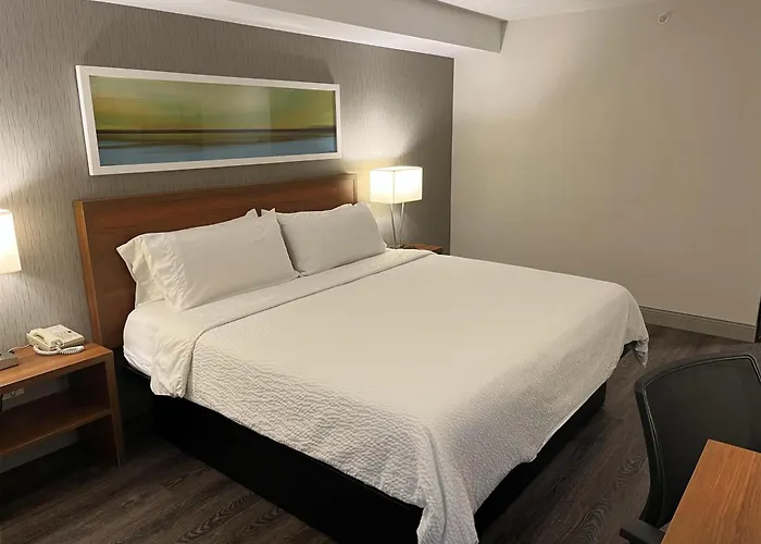 Hotel Marzia Con Piscina