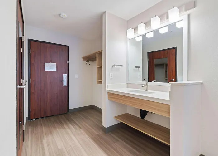 Best Western Lake Oswego Hotel & Suites