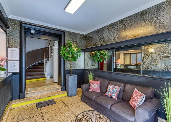 Hotel Mistral Saint Roch