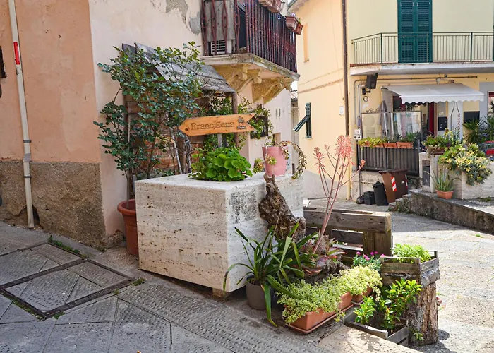 Hotel Gambassi