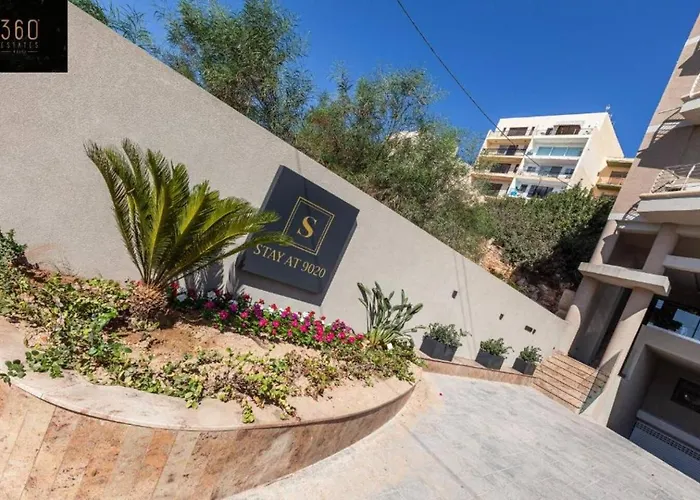 Stay At 9020 Boutique B&B