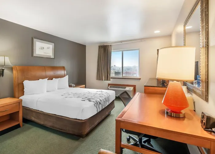 Colstrip Inn & Suites