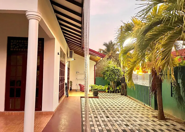 Villa Silvi'S Negombo