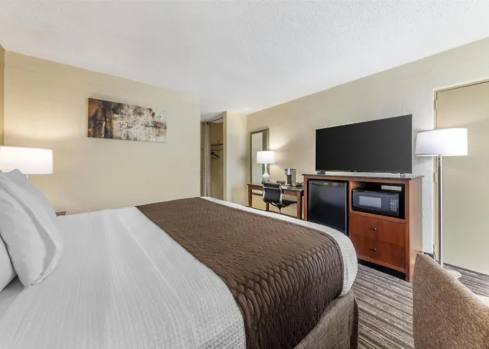 Best Western Plus North Miami-Bal Harbour