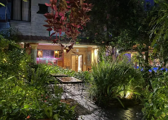 Hotel Middle Path&Spa