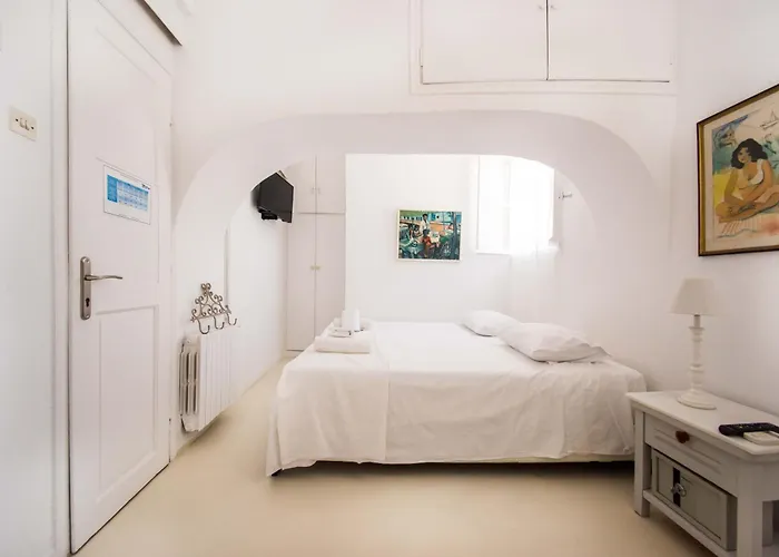 Hotel Delfines