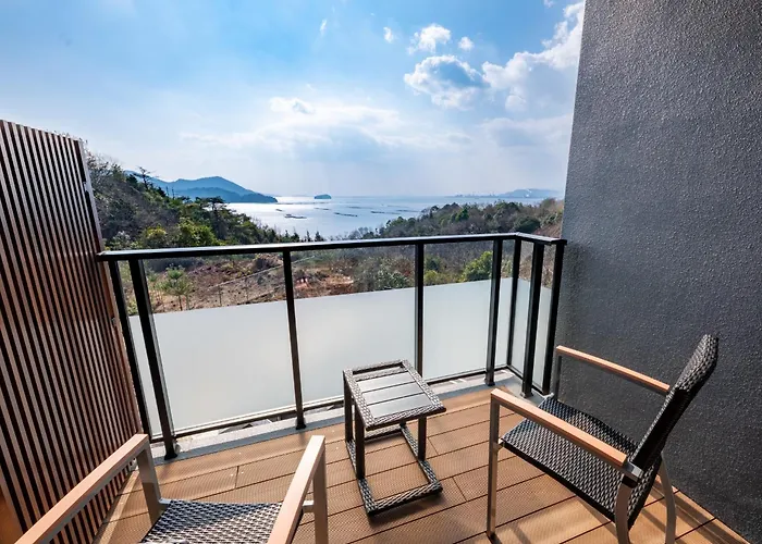 Livemax Resort Miyahama Ocean View