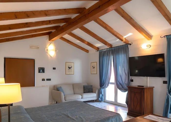 Le Ville Relais