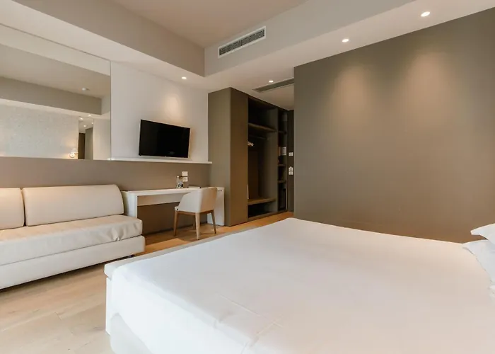 Hotel Monte Baldo E Villa Acquarone