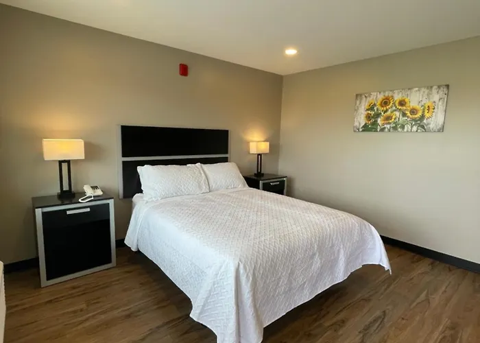 Four Seasons Inn