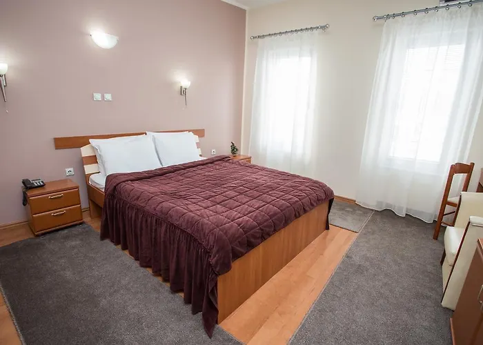 Sin-Kom Hotel Garni