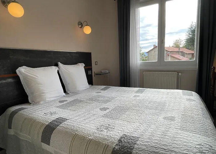 Logis Hotel Au Rendez-vous des Chasseurs