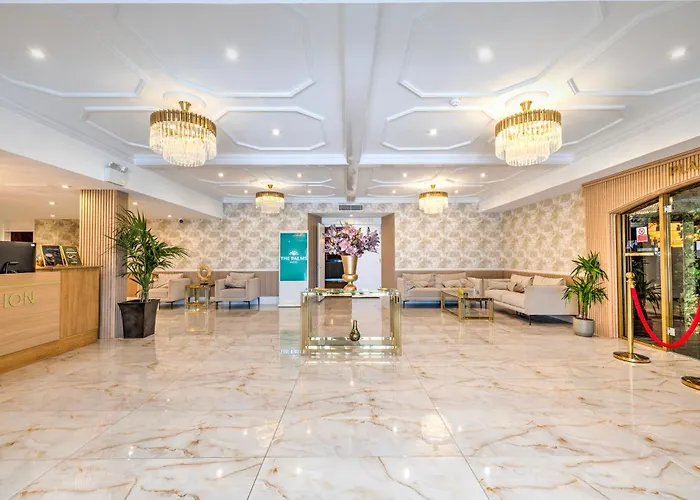 Palms Hotel & Retreat By Palette London Romford