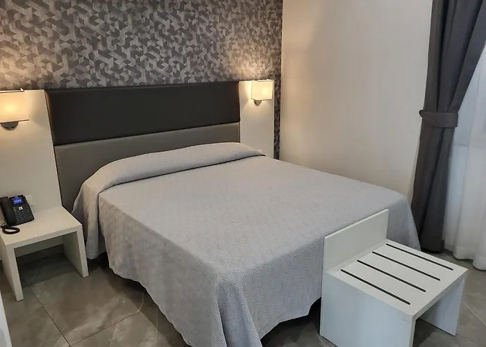 Hotel Porto Di Roma