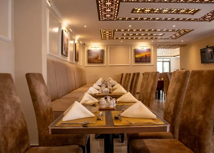 Mara Frontier Hotel