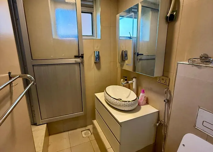 Muni Residences Ug