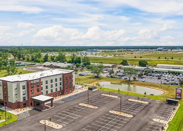Cobblestone Hotel & Suites - Foley