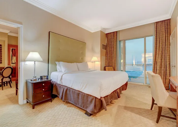 Nocturne Suite At Mgm Signature Tower 1 With Balcony 5 Min Walk From F1 Grandstand