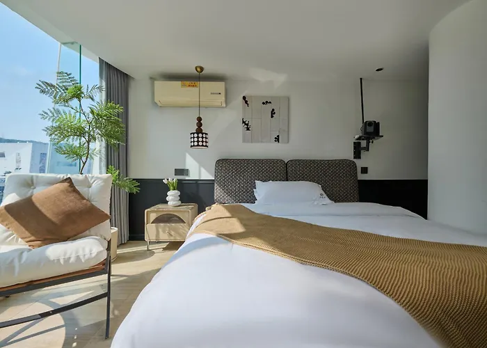 Xiamen Puyiju Movie Theme Hotel