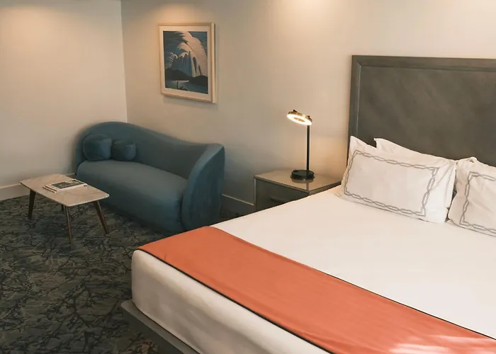 The Parker Hotel And Rooftop