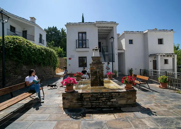 Hotel Villa Turistica De Bubion