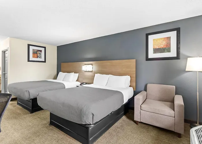 Quality Inn Oak Grove Fort Campbell