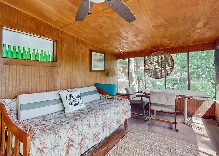 Shamrock Cottage