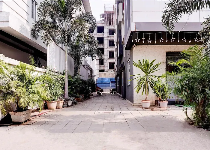 Super Townhouse Oak Kopar Khairane Navi Mumbai Formerly Ivy Hotel