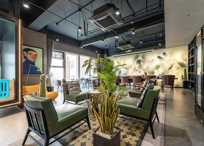 HÉONIC Art Residence&Suites丨 Signature Family Suites - Ultimate Gaming&Switch - Cat Cafe -Free Laundry Luggage Storage -24H Front Desk - English Service