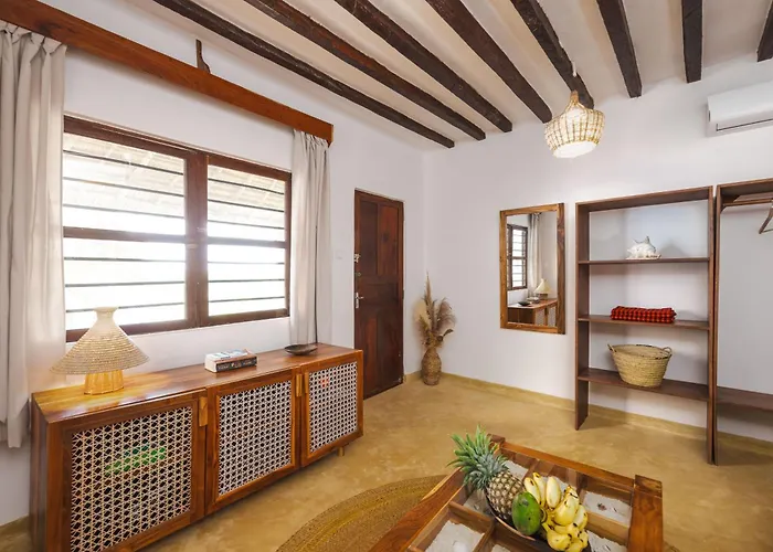 Poa Poa Bungalows