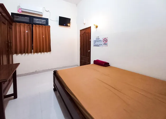 Wisma Trubus Syariah Redpartner Near Rsud Koesma Tuban