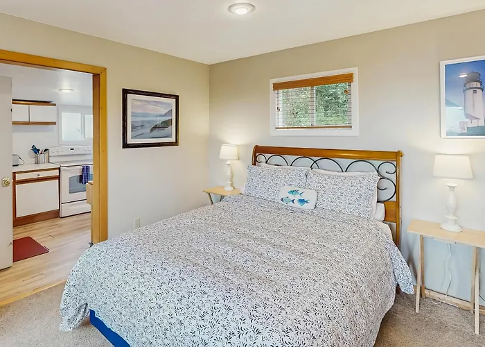 Harbor View Studio Cottage