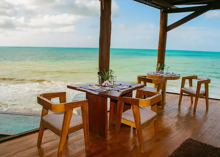 Amara Beach Eco Hotel